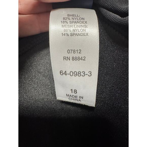 Swimsuits For All Black Tankini Top Size 18 - Picture 6 of 7